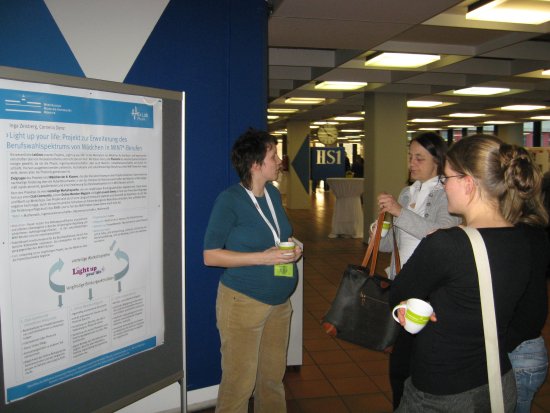 053-DPT 395.jpg.medium.jpeg